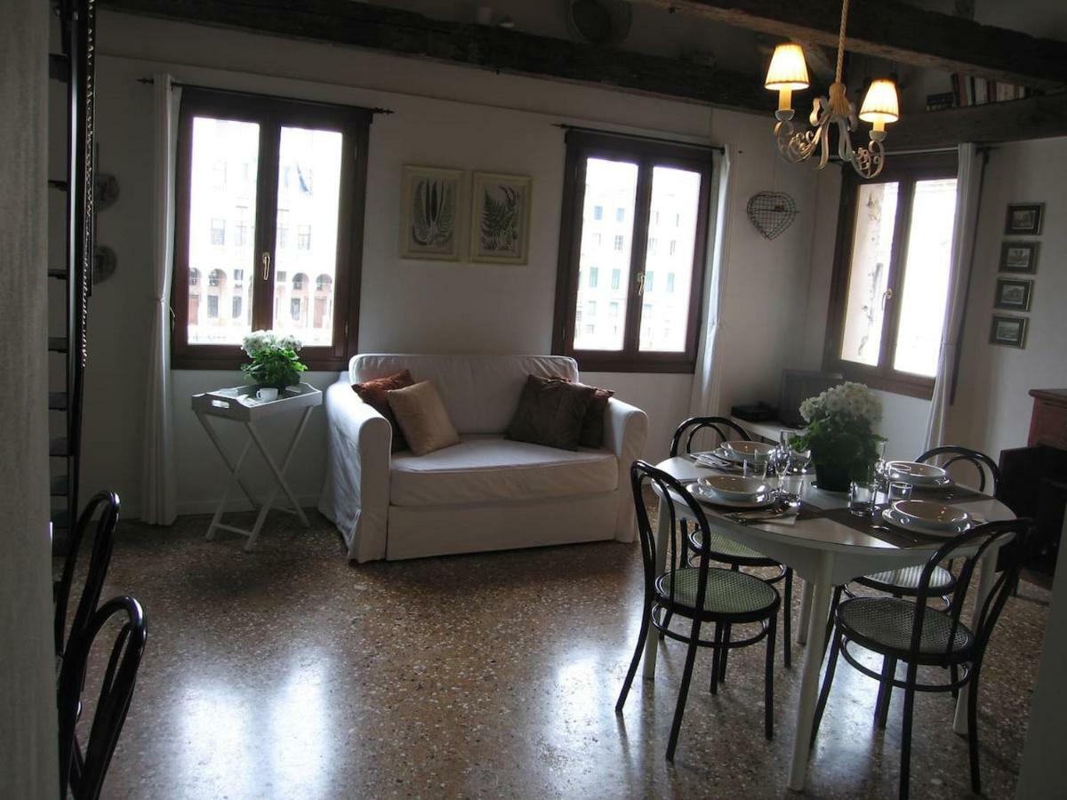 Loft Overlooking The Grand Canal Veneza Exterior foto